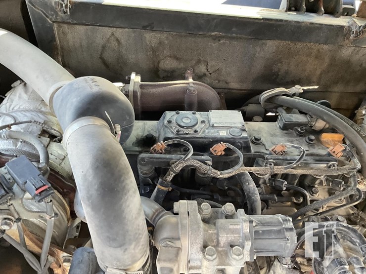 2016-bobcat-e85-image-22