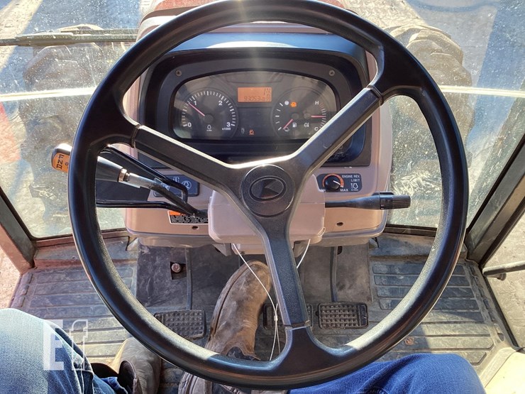 2012-kubota-m126x-image-14