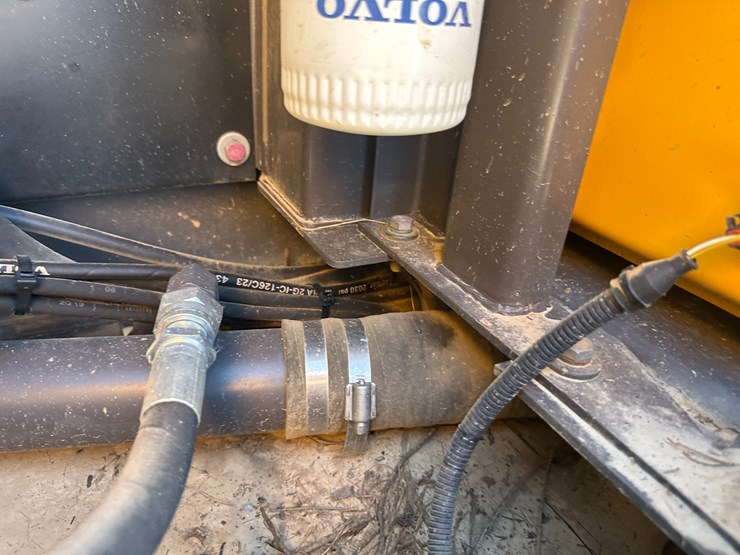 #32825-•-volvo-ec200e-crawler-excavator-image-66