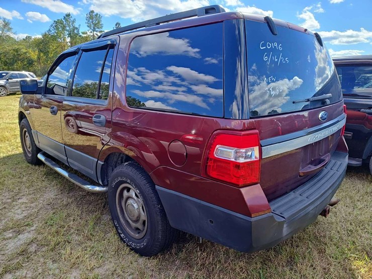 2016-ford-expedition-image-4