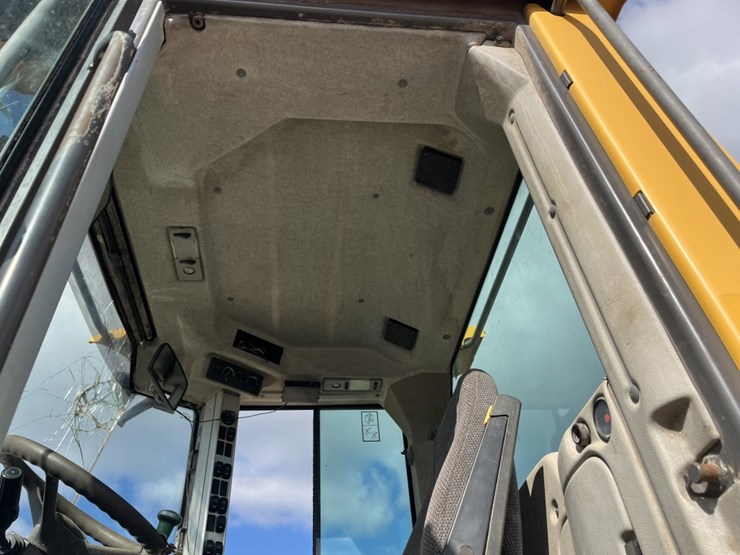 2010-volvo-l60f-image-12