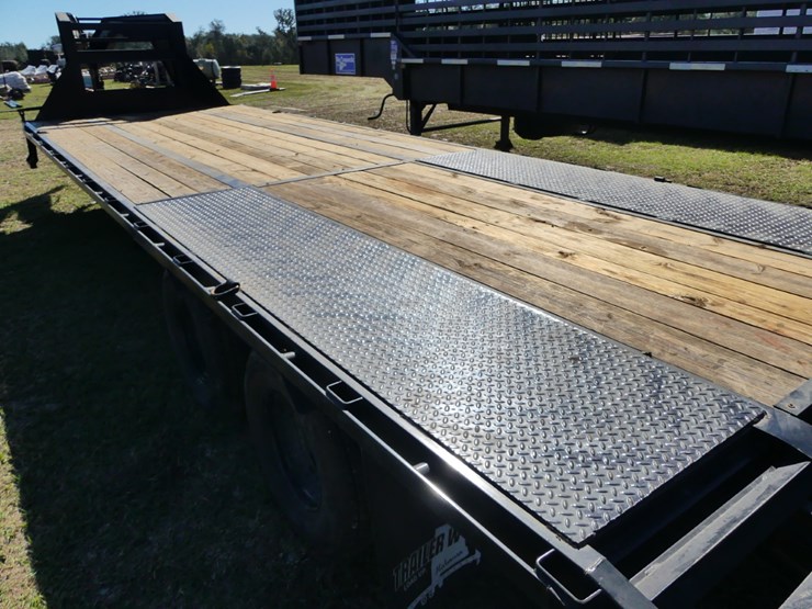 2024-trailer-world-96"-x-25'-trailer-image-11