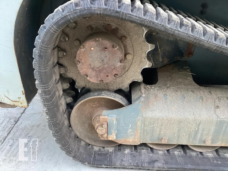 2016-takeuchi-tl8-image-12