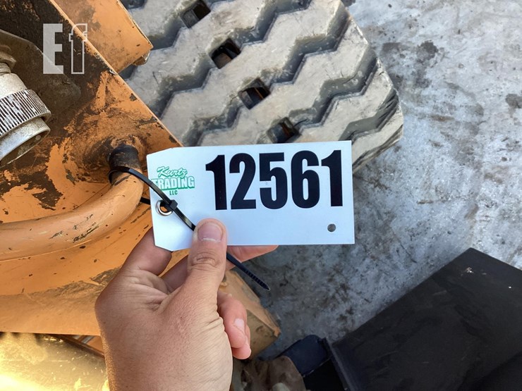 2022-case-tv450b-image-24