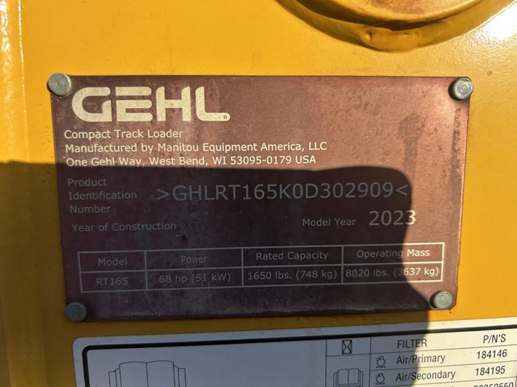 2023-gehl-rt165-image-11