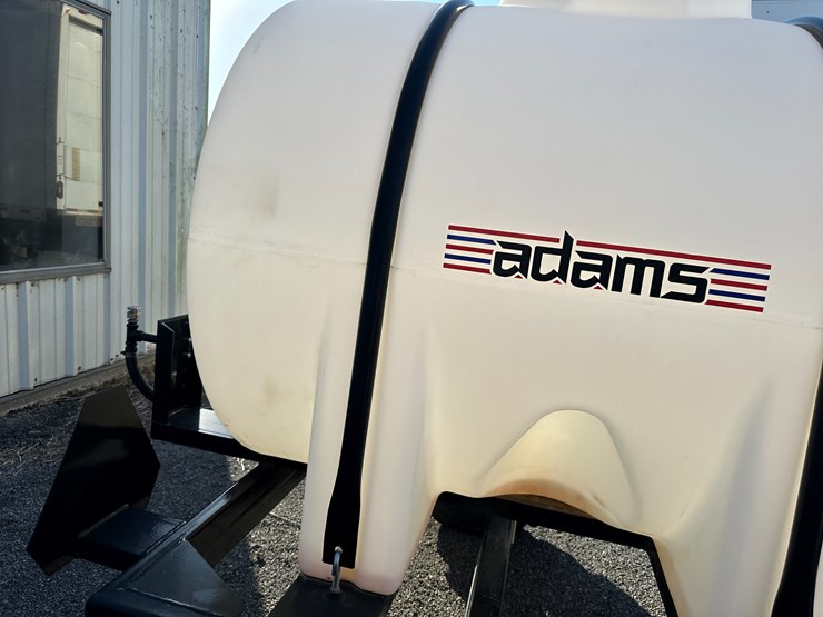 #32832-•-adams-500gal-water-trailer-image-27