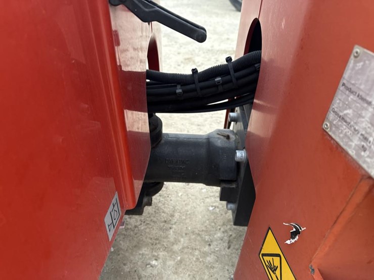 #1891-•-2011-dynapac-cc12000-roller-image-28