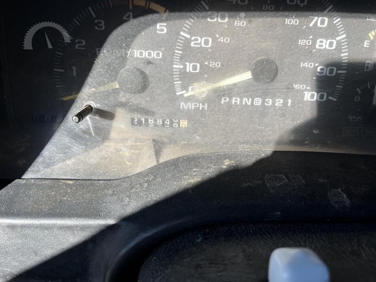 1997-gmc-sierra-2500-sl-image-5