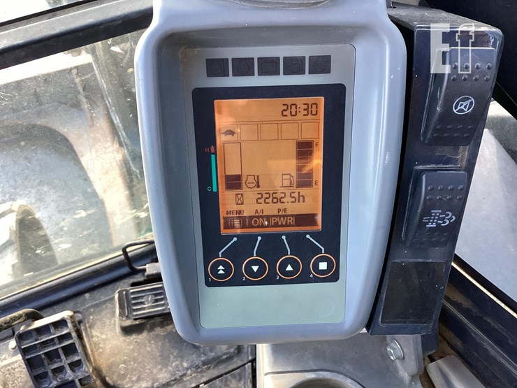 2017-deere-60g-image-20