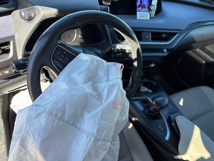 #24567-•-2020-lexus-ux250h-image-9