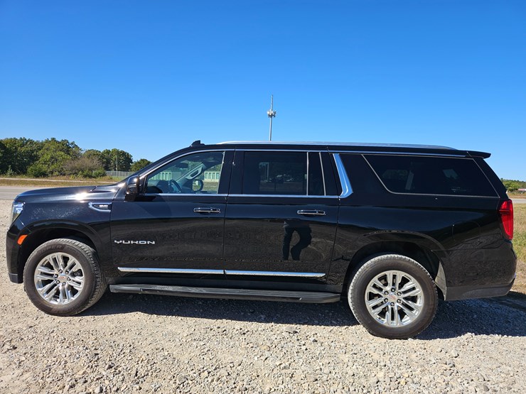 2022-gmc-yukon-xl-image-6