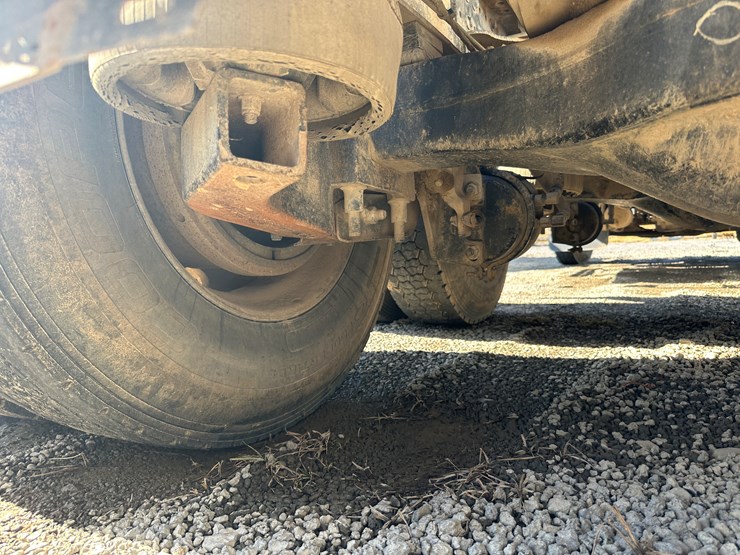 #32746-•-2014-mack-chu-t/a-daycab-truck-tractor-vin:-1m2an07y4em016702-image-17