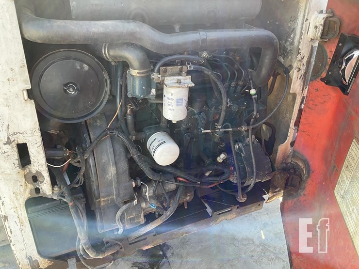 2005-bobcat-t300-image-13