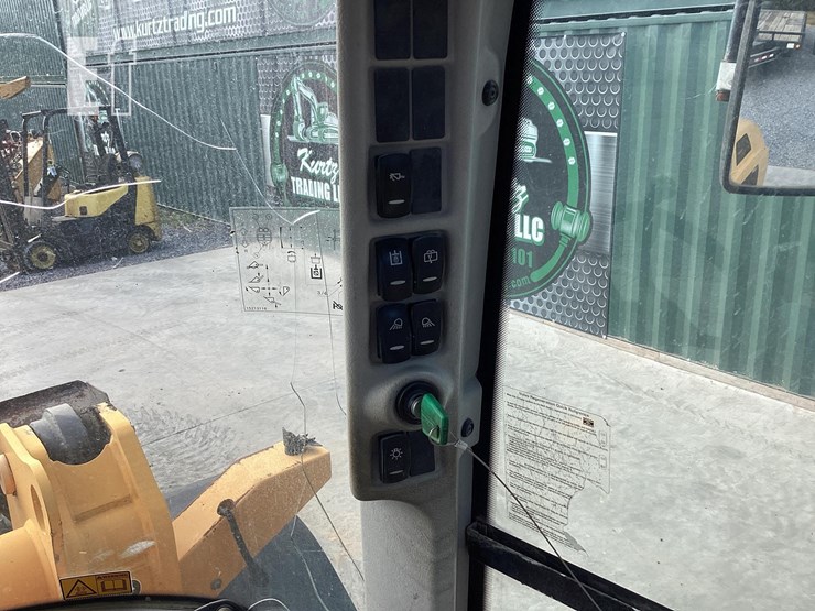 2014-volvo-l45g-image-14