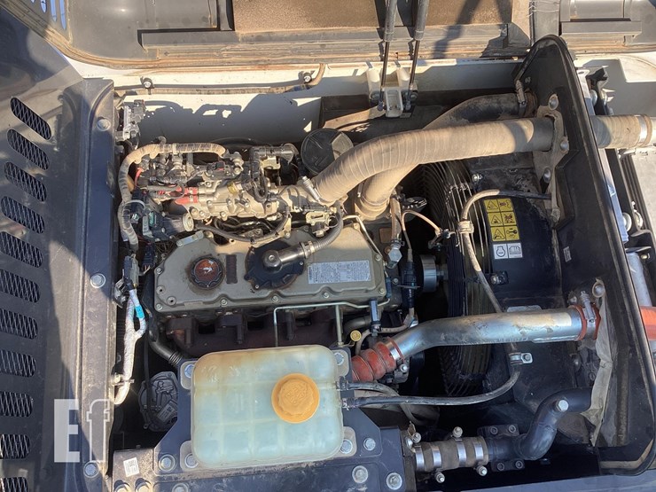 2021-bobcat-e165-image-16