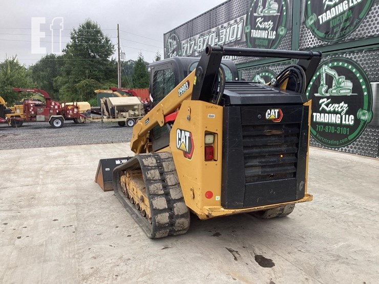2021-caterpillar-299d3-image-2