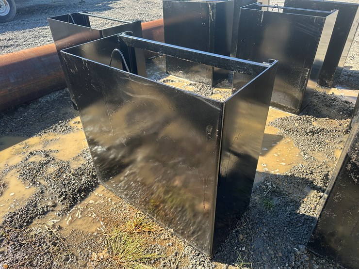 #32733-•-3'x3'-flashboard-pipe-riser-image-3