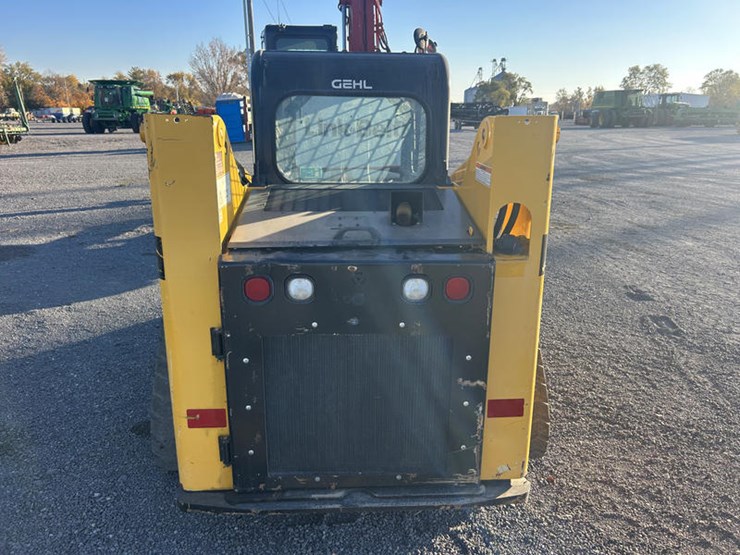 2023-gehl-rt165-image-5