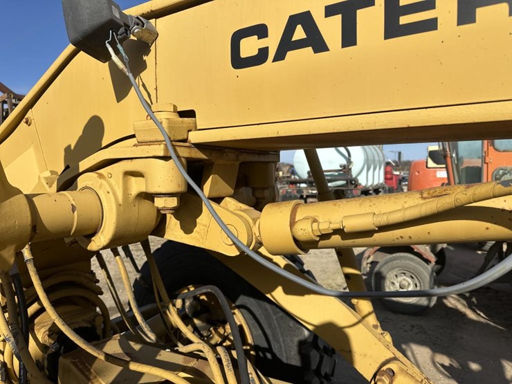 1984-caterpillar-140g-image-27