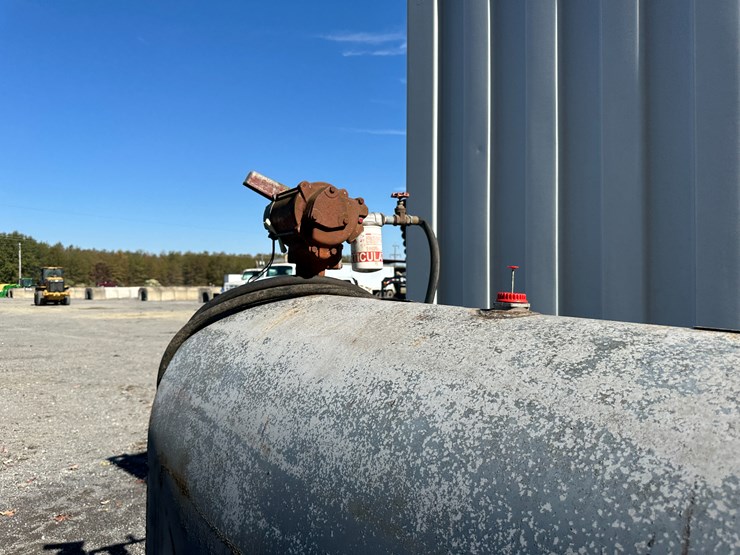 #32811-•-~260-gallon-fuel-tank-w/-pump-image-4