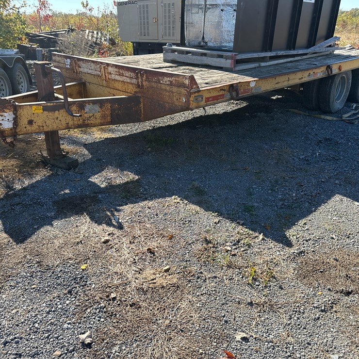 #32818 • 18' T/A Pintle Hitch Equipment Trailer