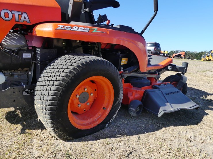 2011-kubota-zg222-image-5