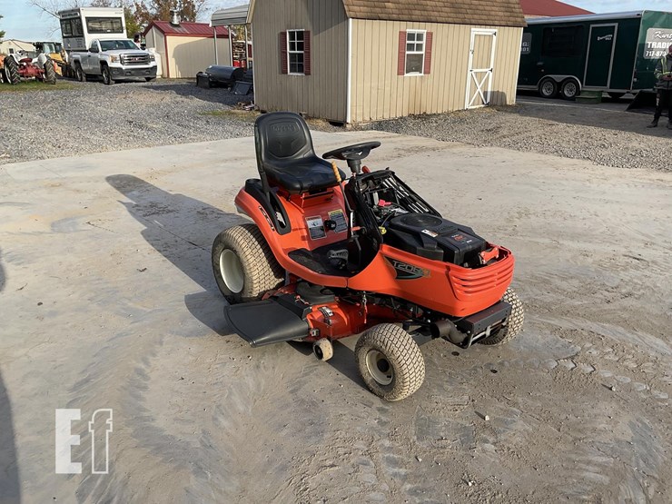 2014-kubota-t2080-image-6