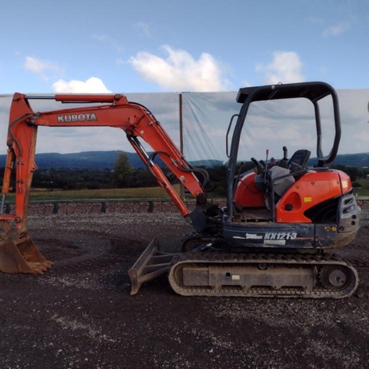 KUBOTA KX121-3
