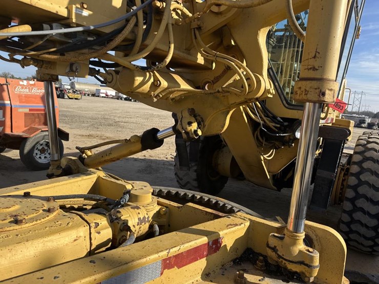 1984-caterpillar-140g-image-22