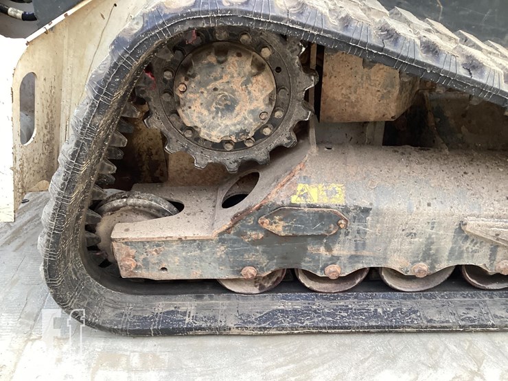 2021-bobcat-t66-image-12