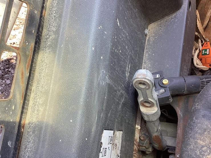 2021-bobcat-t66-image-16