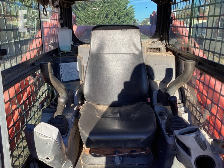 2018-kubota-svl95-2s-image-14