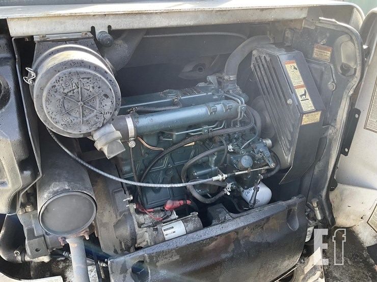 2008-bobcat-335-image-14