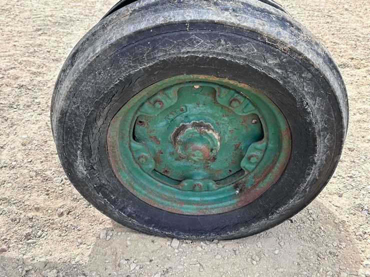 oliver-super-88-gas-row-crop-image-5