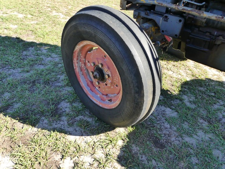 massey-ferguson-165-image-11