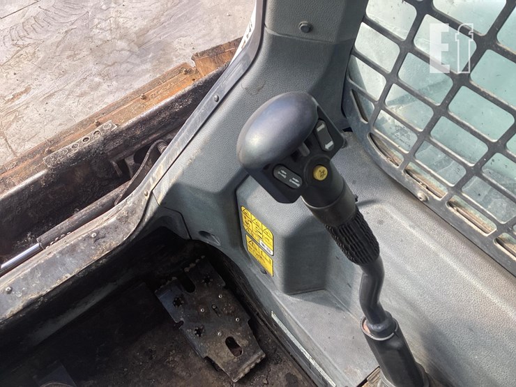 2021-bobcat-s76-image-16