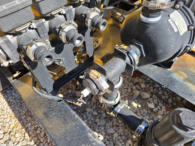 #22370-•-1200-gallon-snowex-liquimaxx-spray-rig-image-22