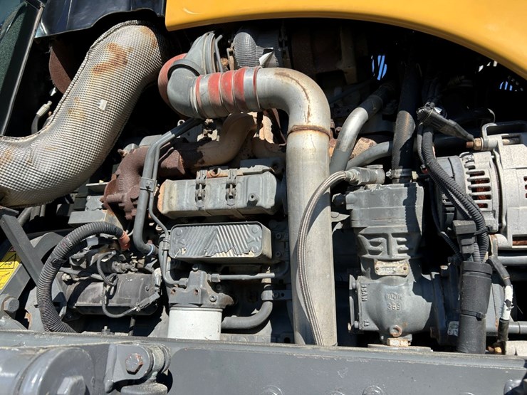 2016-ag-chem-rg1100b-image-73