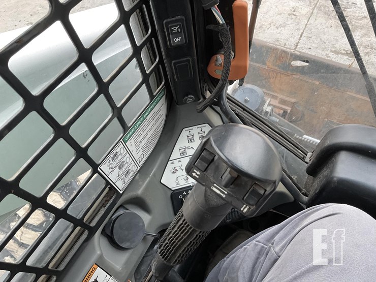 2019-bobcat-s650-image-18