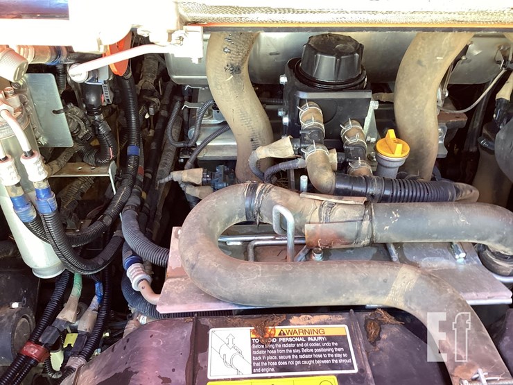 2019-kubota-svl95-2s-image-13