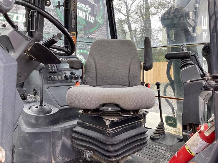 2017-deere-410l-image-15