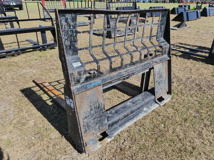 caterpillar-quick-attach-forks-image-2