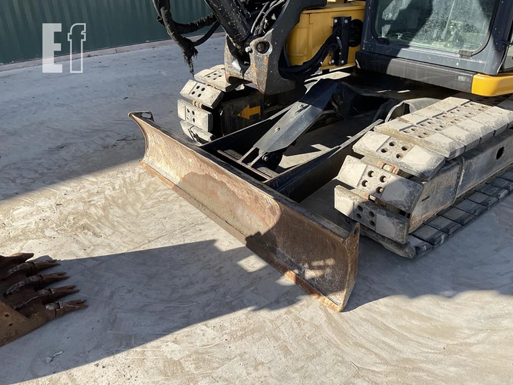 2020-deere-85g-image-10