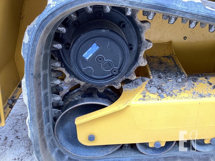 2014-gehl-rt250-image-12