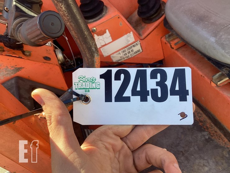 2006-lull-1044c-54-image-17