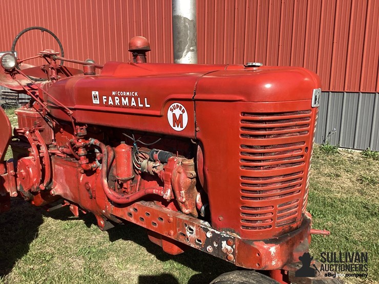 1953-farmall-super-m-2wd-tractor-image-18