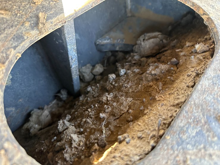 #32825-•-volvo-ec200e-crawler-excavator-image-23