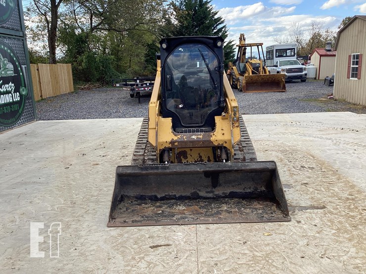 2020-caterpillar-259d3-image-7