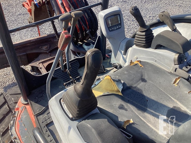 2018-kubota-kx057-4-image-16