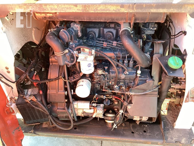 2012-bobcat-s850-image-11